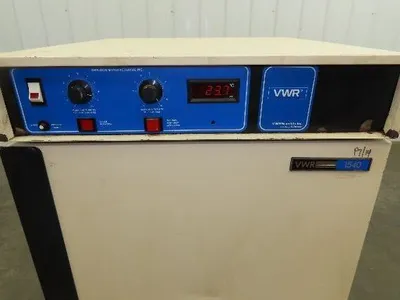 VWR 1540 Scientific Oven 600W 120V Incubator Unit Shel-Lab