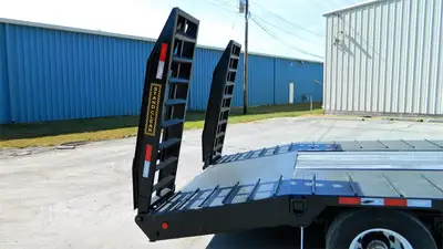 New | in-Stock 2027 PITTS LB51-33CS Lowboy Trailers Tennessee US | LMI Tennessee LLC #1505090