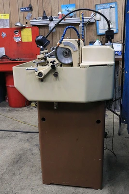 USED 1984 Star BG-2, 1984, DOUBLE END SPINDLE, UNIVERSAL FIXTURE
