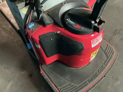 Used RAYMOND 8410 Pallet Jacks Ohio US | HGR 24 #1404934