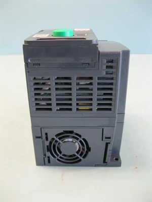 USED Schneider Electric ATV320U04N4C