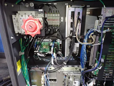 USED YASKAWA / MOTOMAN UP20 / DX200