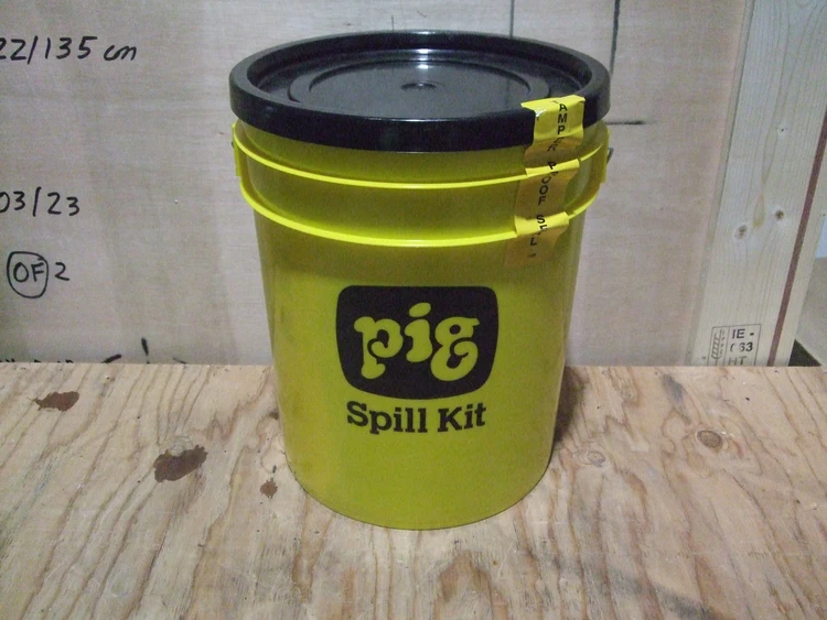 New | in-Stock PIG KIT2200 Janitorial Equipment Connecticut US | BG Industrial Surplus #472963