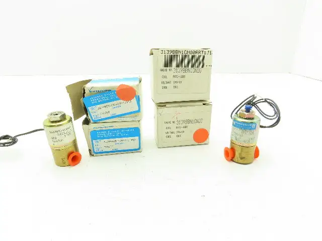 Honeywell Skinner 3139BBN1GN00 Solenoid Valve 3-Way NO 240V 100PSI 1/8" Lot of 4
