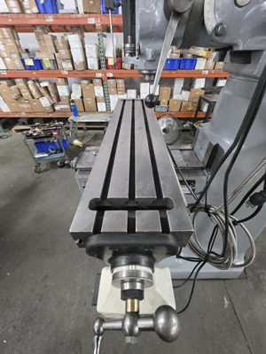 USED BRIDGEPORT Series 1 1 1/2 HP
