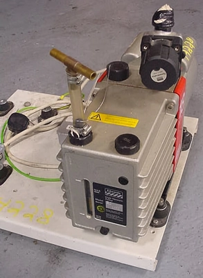 USED TWO STAGE VACUUM PUMP EDWARDS VACUUM PUMP