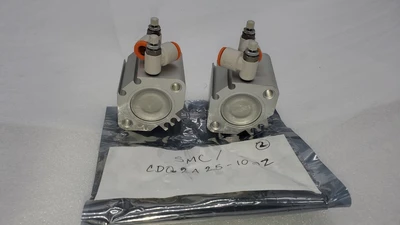 USED SMC CDQ2A25-10DZ