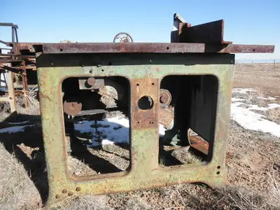 USED METAL TABLE SAW -