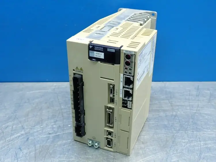 Used YASKAWA SGDV3R8AE1A002000 Servo Drives | HGR 24 #744079