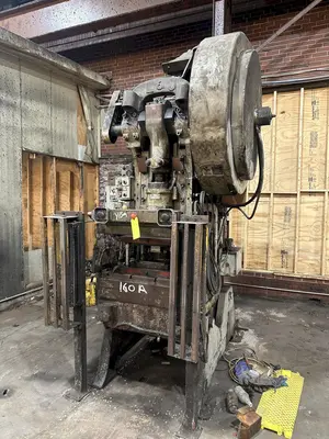 USED L&J 80