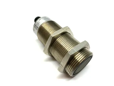 USED BAUMER ULTRASONIC PROXIMITY SENSOR