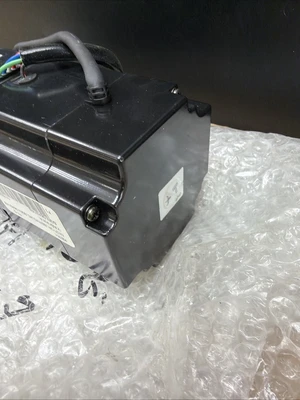 NEW Yaskawa SGM-08A314B
