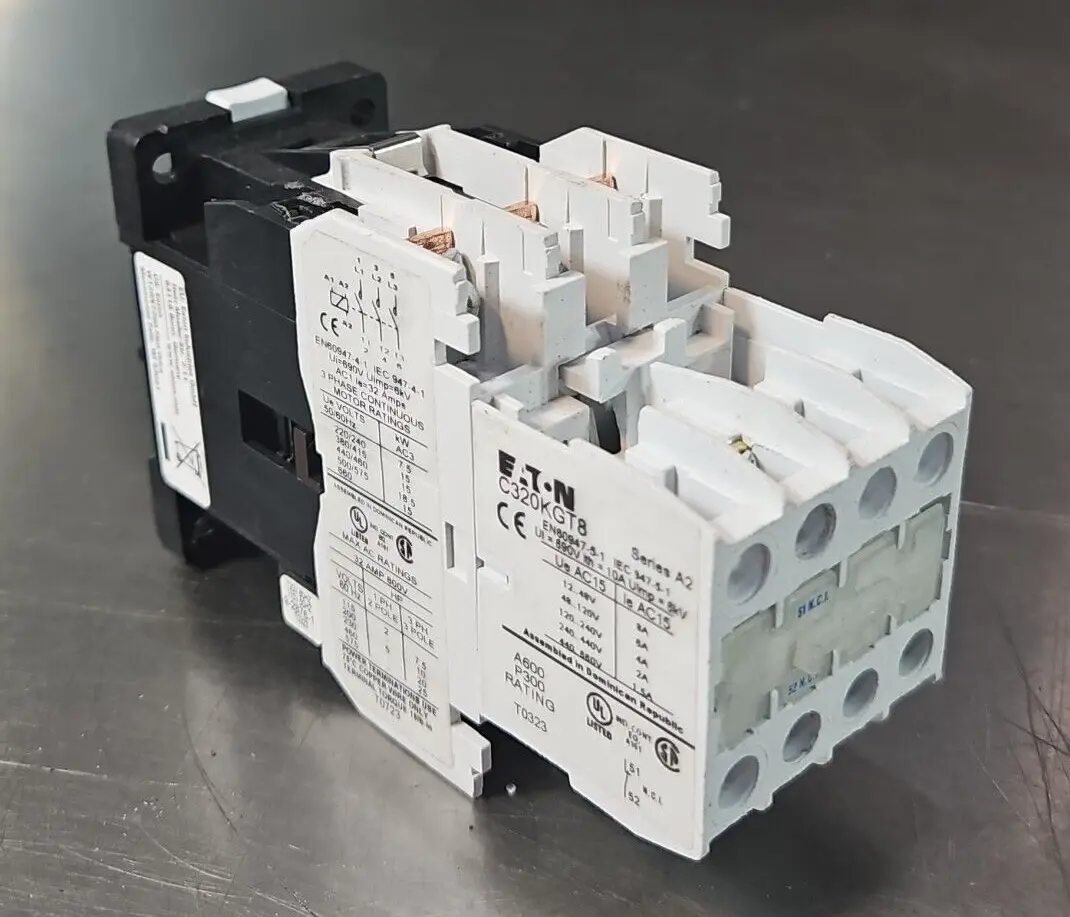 Eaton/Cutler-Hammer C320KGT8 Contactor Relay Series A2 (BIN413)