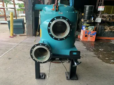USED 1990 BLACK CLAWSON UV200