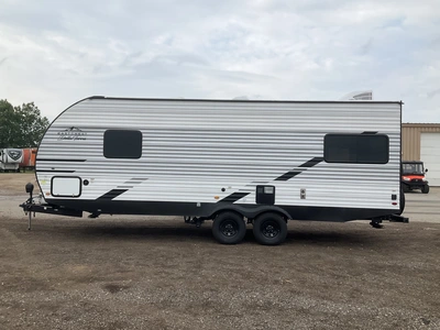 Used 2022 DELLA TERRA 200RD Campers, Caravans, Motorhomes Michigan US | Miedema Asset Management Group #1341092