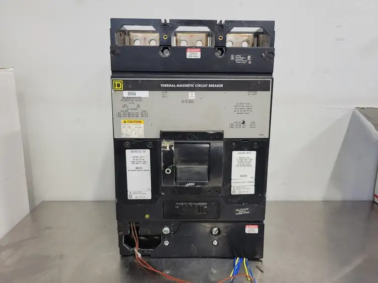 Used SQUARE D MHL3680036DCI680 Switchgears British Columbia CA | Lenmark #241403