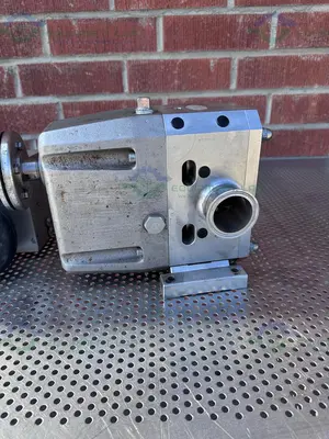 USED VIKING IDEX S2M ROTARY LOBE W/ STAINLESS 2 HP MOTOR 230/460V