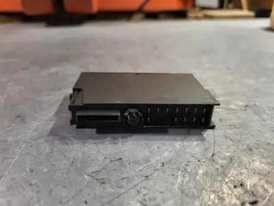 NEW SIEMENS 6ES7138-4CA01-0AA0