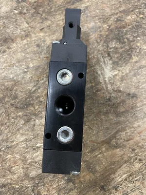 Parker B512DB549C Solenoid Air Control Valve 150PSI