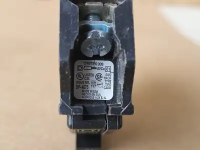 USED SQUARE D QOB115