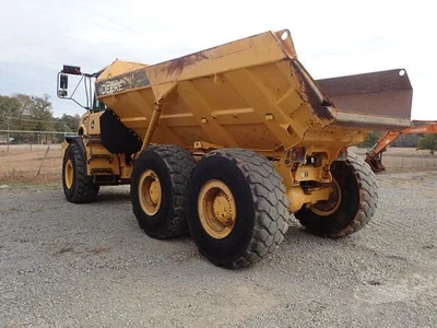 Used 2015 DEERE 300D II Articulated Dump Trucks South Carolina US | Palmetto Machinery #1436825