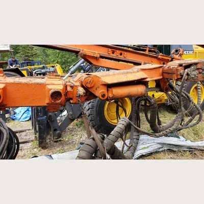 USED 1988 SANDVIK TAMROCK HS-205L