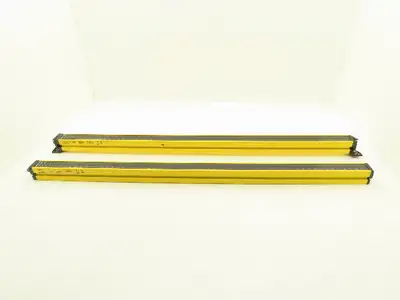 Contrinex Safety Light Curtain Sender Receiver Set 924mm YBB-30*4-0900-G012