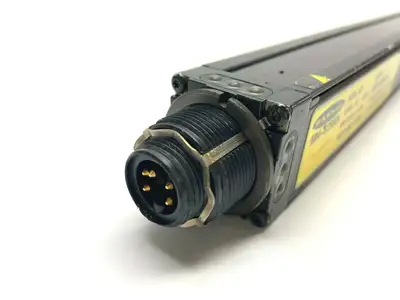 MSR2424 | Banner  MINI-SCREEN Black Anodized Receiver 37455 - For parts or not working