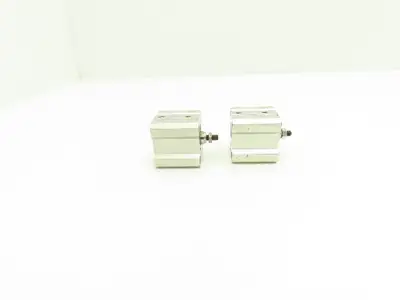 SMC CQ2A20-15DC Pneumatic Air Cylinder 20mm Bore 15mm Stroke 145psi Lot of 2