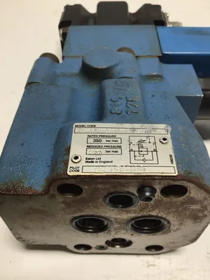 Vickers KBXG6W100ZM13APE7H1 Proportional Directional Valve