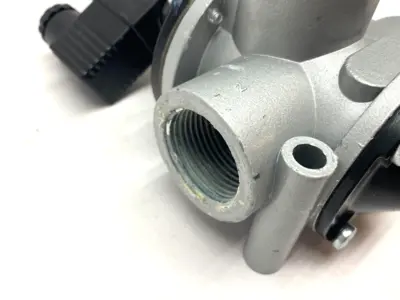 USED EMERSON NUMATICS 3-WAY POPPET VALVE, SOLENOID PILOT, 1" PORTS