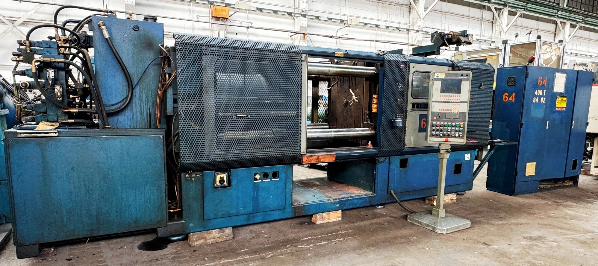 400T/2500CC Maplan Injection Press, Item # 1935