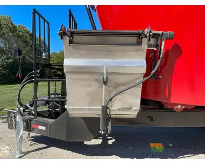 Used CLOVERDALE _UNKNOWN_ Feeder Wagons Iowa US | Keast Enterprises #1360075