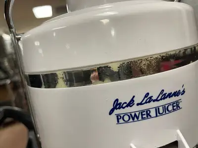 New | in-Stock Tristar Used Tristar Jack LaLanne Centrifugal Deluxe Juice Extractor Machine 120V Restaurant Small Appliances Illinois US | Falcon Restaurant Supply #1375815
