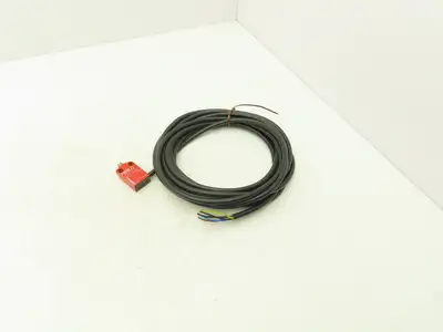 Crouzet A300-Q150 Limit Switch with Cable Assembly 2.5KV 500V 83-8700