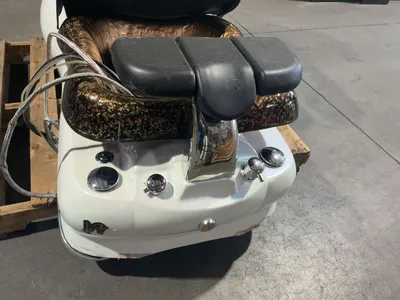 Used GULFSTREAM 9660-5 PEDICURE MASSAGE CHAIR Salon & Spa (Misc) Michigan US | Miedema Asset Management Group #1455019