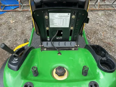 USED JOHN DEERE LA145