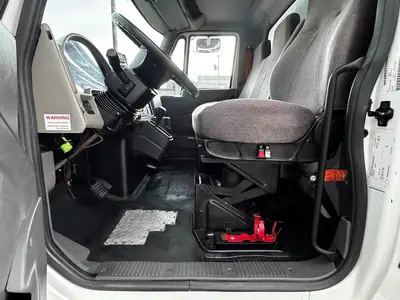 Used 2019 INTERNATIONAL 4300 Reefer Trucks Florida US | Truck and Van Outlet #1509137