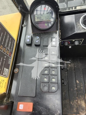 USED 2023 JCB 930