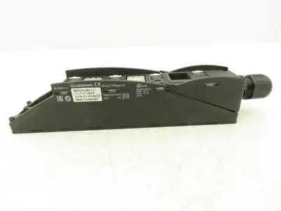 Schmersal BDF200-NH-11-LT-LT-LT-2875 Pushbutton Control Panel -Missing Buttons