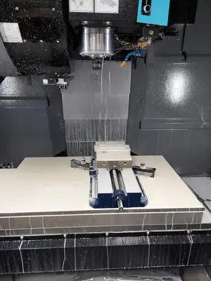 USED 2017 HURCO VMX42I