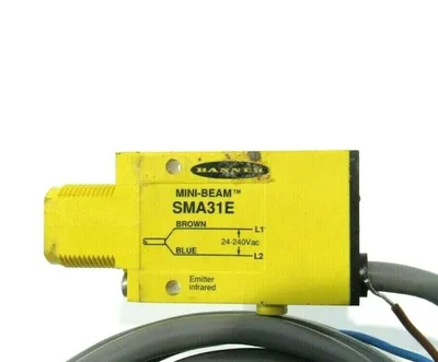 NEW BANNER ENGINEERING SMA31E MINI-BEAM