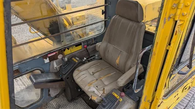 USED 1988 DEERE 490D