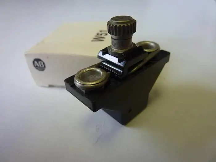 Used ALLEN BRADLEY W51 Heaters | Ideal Machinery #665191