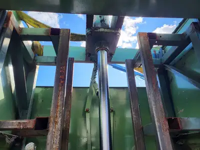 230 Volts Green Baler