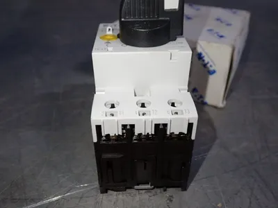 NEW EATON PKZM04