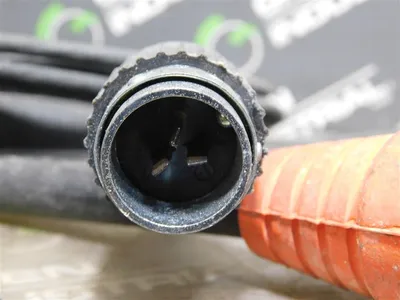 Cloos ZK-SKQ-A-F/2-MKQ Cable Assembly for Magnum 200 GMA Gun 3.0m Used