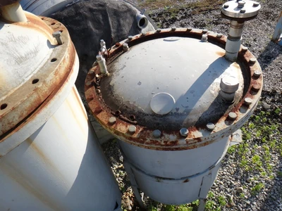 122 Gallon 304 Stainless Vertical Tank