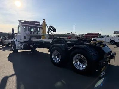 Used 2024 PETERBILT 567 PALFINGER HOOKLIFT Hooklifts & Roll-Offs Minnesota US | Carco Truck & Equipment #1513962