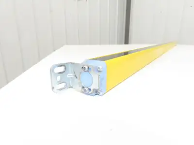Schmersal SLC440COM-R-1450-14-1050 Safety Light Curtain Receiver Only